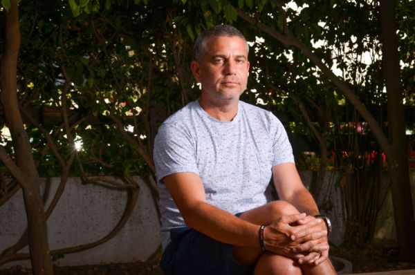 ינון מגל חושף: למה אני לא חובש כיפה