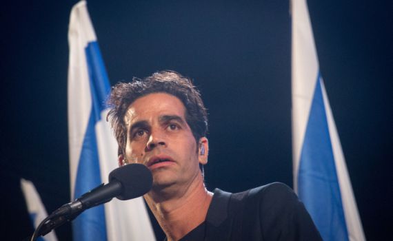 אביב גפן משתף: קיר הזיכרון שעשיתי לאבא