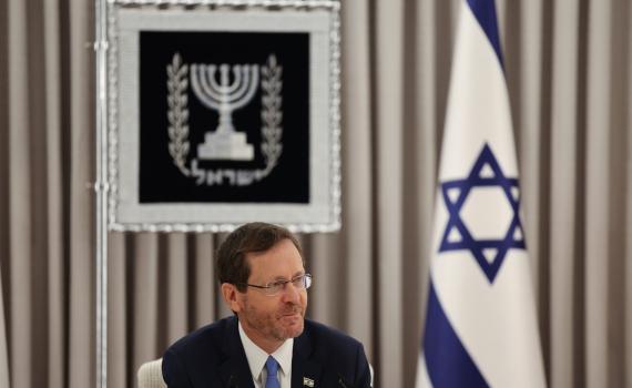 "מסע הדורות": הנשיא הרצוג בטור מיוחד לחג הפסח