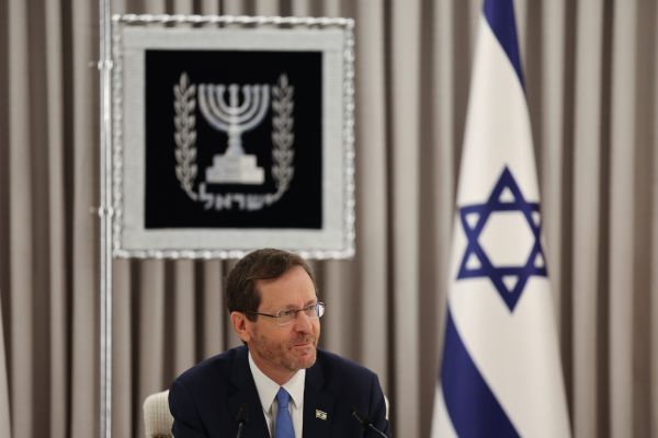 הרצוג עודד את הנבחרת: "ריגשתם מדינה שלמה"