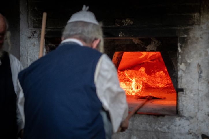 גבר מהשומרון נכווה כוויות קשות באפיית מצות