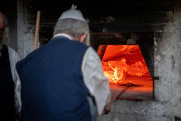 גבר מהשומרון נכווה כוויות קשות באפיית מצות