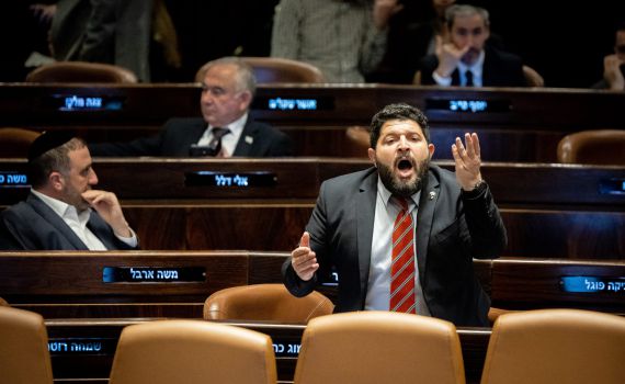 ביקורת קשה בעוצמה יהודית: "שוקל את צעדיו"