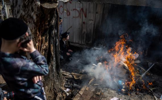 ראש העין: ילד נכווה בשריפת חמץ, מצבו בינוני