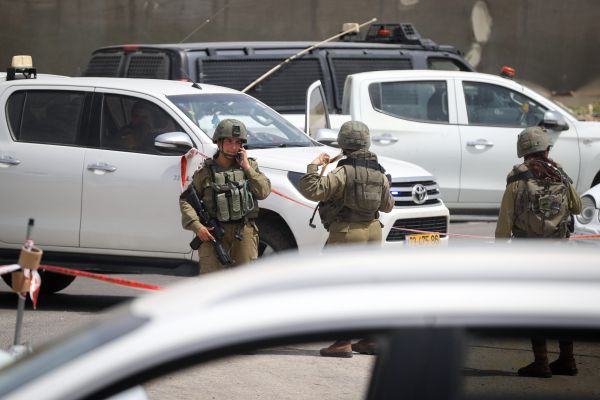 נעצר, יורה ונמלט: תיעוד רגעי הפיגוע בבקעת הירדן