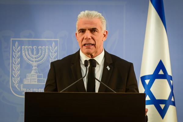 לפיד: "הממשלה מכניסה אותנו למריבות מיותרות"