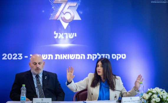 "מטעמי צניעות": זו הרבנית הבכירה שסירבה להשיא משואה