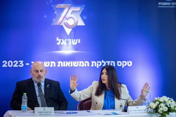 "מטעמי צניעות": זו הרבנית הבכירה שסירבה להשיא משואה