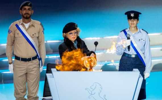 זה מה שהמנחים יגידו במקרה של מחאה בטקס המשואות