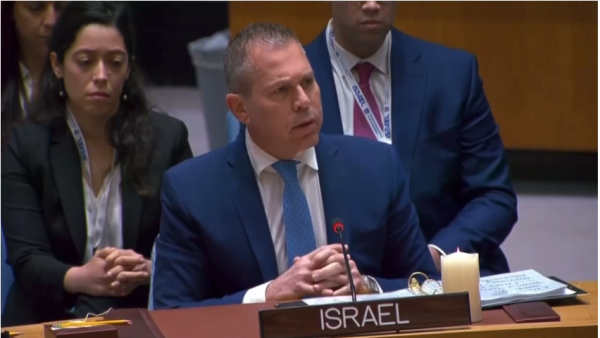 השגריר ארדן הדליק נר ונטש את הדיון נגד ישראל