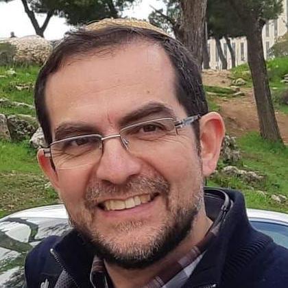 רב באולפנת חורב במכתב פתוח לבנות השמינית