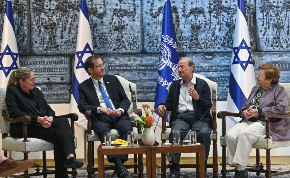 זיכרון בסלון | המפגש המסורתי בבית הנשיא