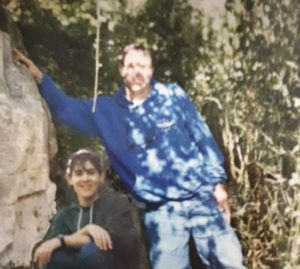 חברתו של עזרא אשר הי"ד: "לא השתקמתי אני לומדת לחיות לצד זה"