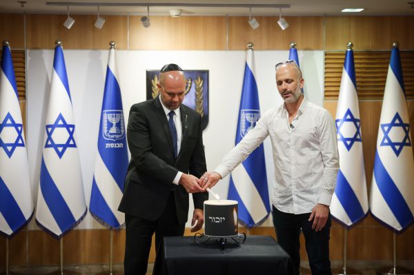 האח השכול בטקס בכנסת: 'אני עומד היום בחיל ורעדה'