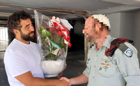 "תודה" | המחווה המרגשת של לוחמי דובדבן לסא"ל ד'