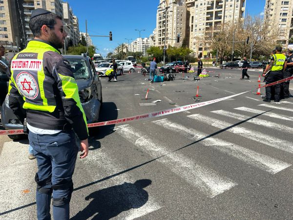 תאונה קטלנית בת"א: רוכב קטנוע בן 35 נהרג