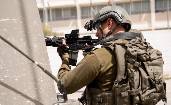 תחת אש: כוחות צה"ל עצרו מחבל מבוקש בעקבת ג'אבר