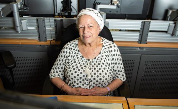 צפו: שורדת השואה ונכדתה הפעילו את הצפירה הארצית