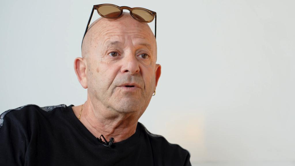 החגיגה של ברלנד: "רב מרצחים יישב עם כל המכובדים?"