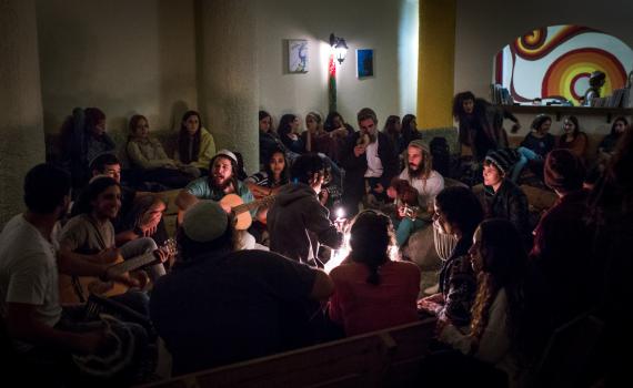 הזולה של חצרוני בשיר לכבוד יום ירושלים