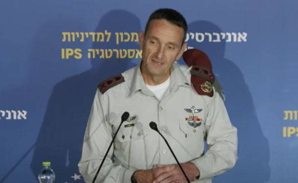 הרמטכ"ל שולח מסר: "יש לנו יכולת לפגוע באיראן"