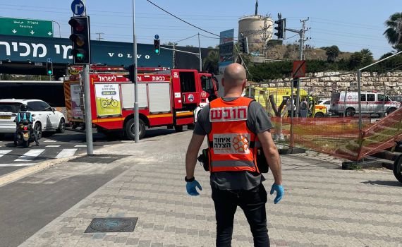 הרצליה: פועל במצב קשה כתוצאה מכוויות חמורות