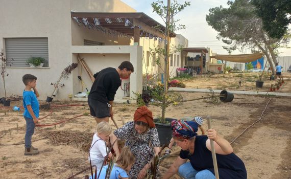 6 מהיישובים שנפגעו בטבח עוברים למגורים הזמניים