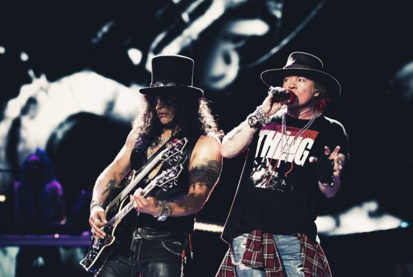 מלח ורוד ואגרטל ורדים: הדרישות של גאנז אנד רוזס