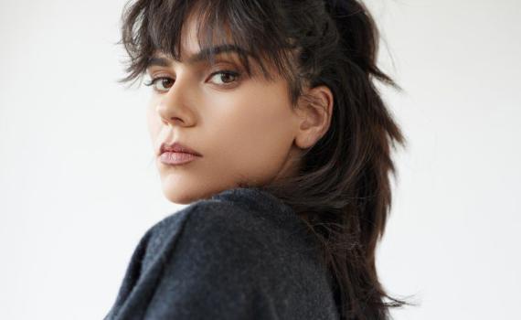 יסמין מועלם משחררת אלבום חדש ושיר על אבי אבורומי