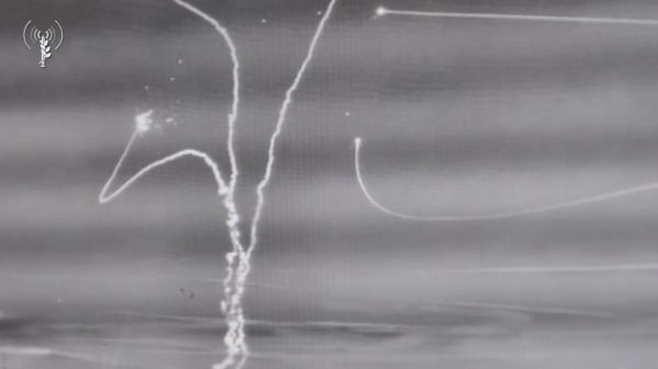 מרהיב: תיעוד נדיר מתוך מערכת יירוטי כיפת ברזל