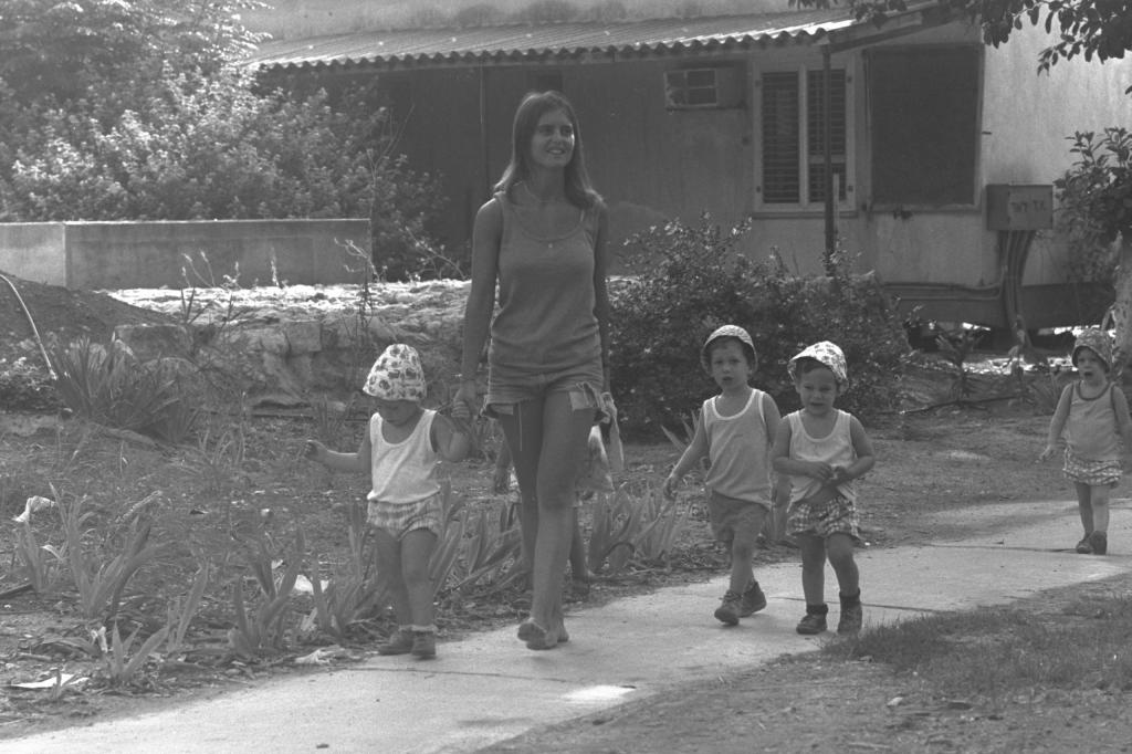 היום בהיסטוריה: הקיבוצים הראשונים של המדינה