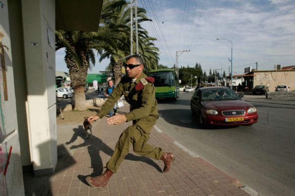 אזעקות בעוטף: 7 פצועים מנפילת רקטות בשדרות