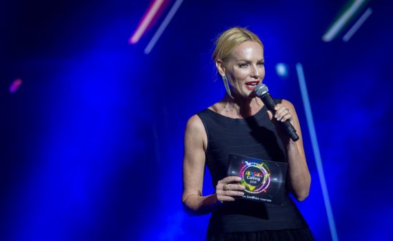 "להשעות את המגישה": חברי הכנסת נגד גלית גוטמן