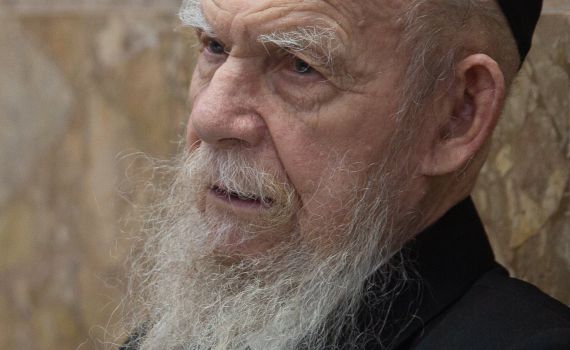 נסיגה במצבו הבריאותי של הרב גרשון אדלשטיין