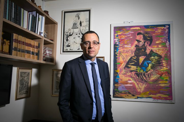 חוזר להתחלה: הג'וב החדש של צביקה האוזר