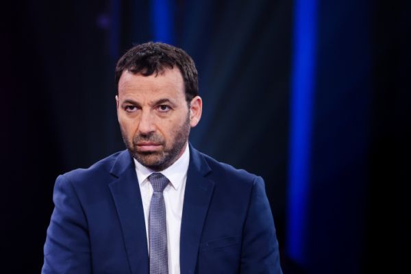 רביב דרוקר נגד גבי אשכנזי: כנראה שהכינוי שנתנו לו נכון