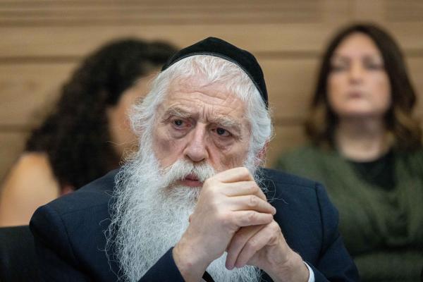 השר פרוש: "אני לא יודע מה העסקה, אז איך אתמוך בה?"