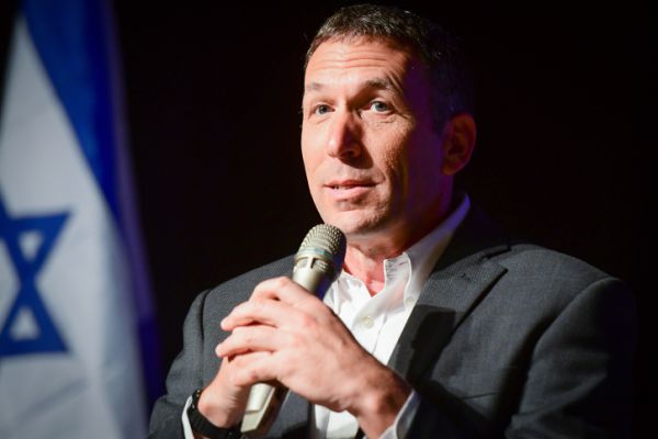 מתן כהנא יוצא להגנת הממשלה: 'זה לא באשמתה'