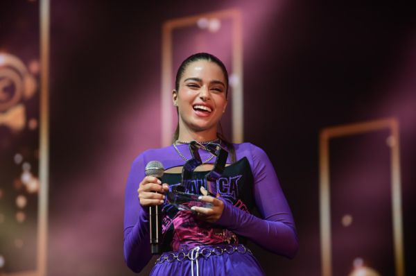 תוך יום | נועה קירל בהישג בלתי נתפס