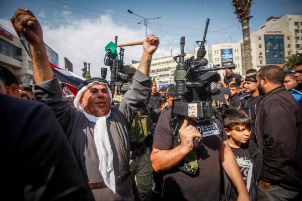 תוצאות הבגרויות נחשפו; והתחיל ירי המוני