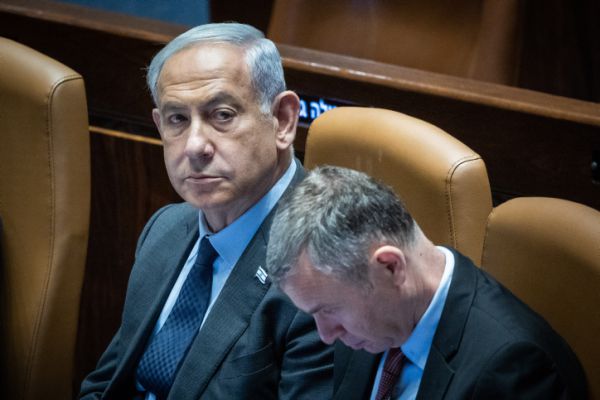 סקר: נתניהו מתחזק; גנץ מאבד גובה; ומי בזינוק אדיר