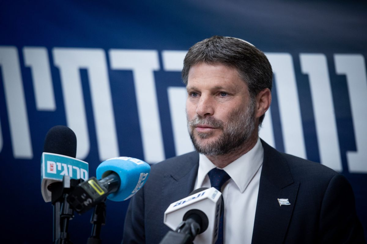 סמוטריץ' משיב אש: "ד"ש מה-53 מיליארד לעבאס"