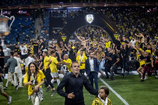 אחרי מהומת הענק: האם ישללו לבית"ר את התואר?