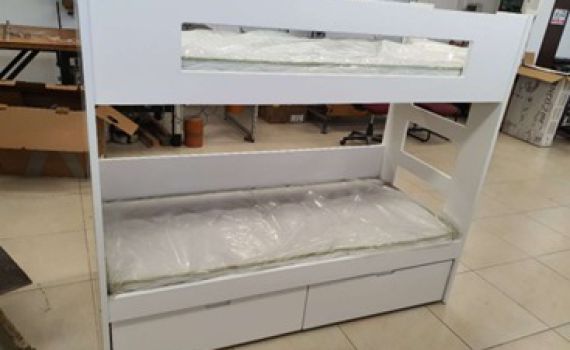 זהירות: מיטת הילדים הזו עלולה לגרום לחנק