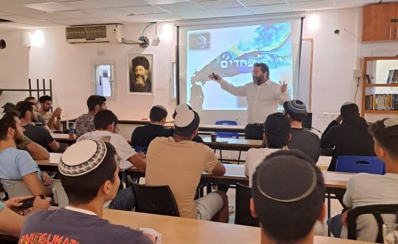 סיון רהב מאיר עם מסר מהרב חגי לונדין