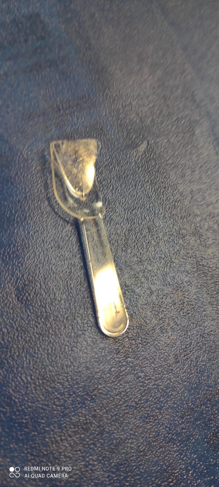 מפחיד: חלק מכפית פלסטיק חולץ מגרונו של פעוט