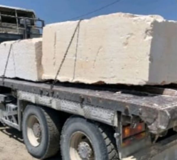 משאית איבדה את הבלמים: השוטרים פינו את הכביש