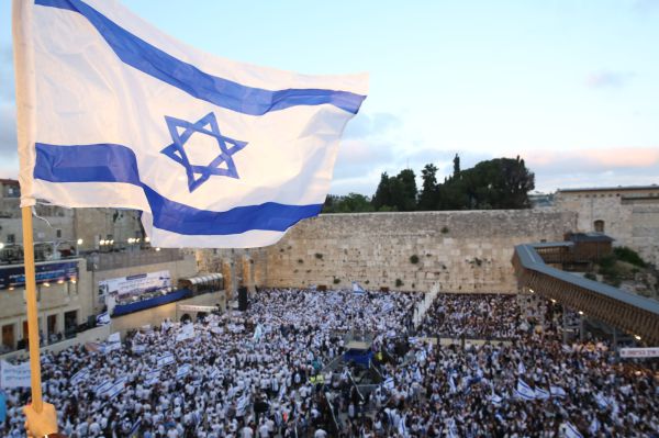 רבבות צעדו בירושלים: צפו בתיעודים מהחגיגות בבירה