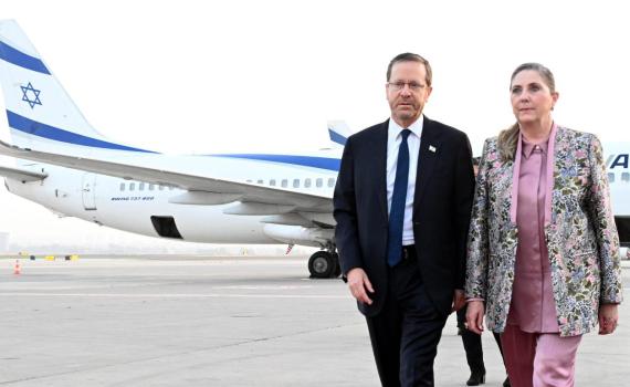 "מדינת מפתח": הרצוג המריא לביקור באזרבייג'ן