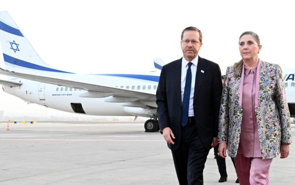 "מדינת מפתח": הרצוג המריא לביקור באזרבייג'ן